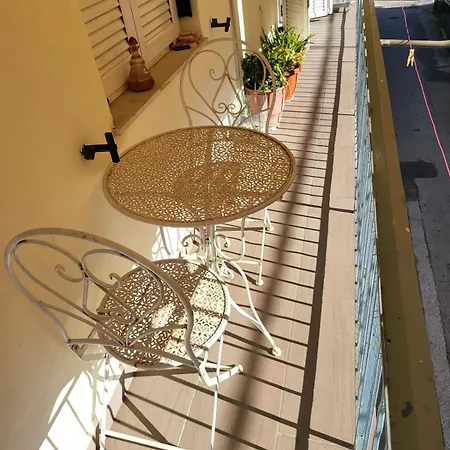Cosy Centre Apartment! *